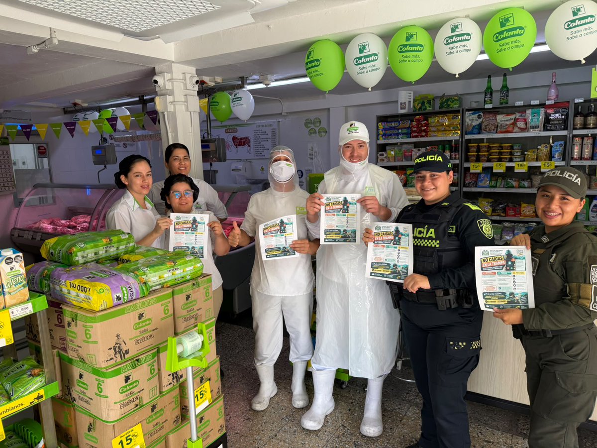 Policiantioquia's tweet photo. En #Liborina | Nuestro Grupo de Policía Comunitaria realizó una campaña de prevención contra la extorsión en diferentes sectores del municipio, orientando a la comunidad sobre las modalidades utilizadas por los delincuentes y fortaleciendo las medidas de autoprotección y la cultura de la denuncia. #JuntosPorAntioquia