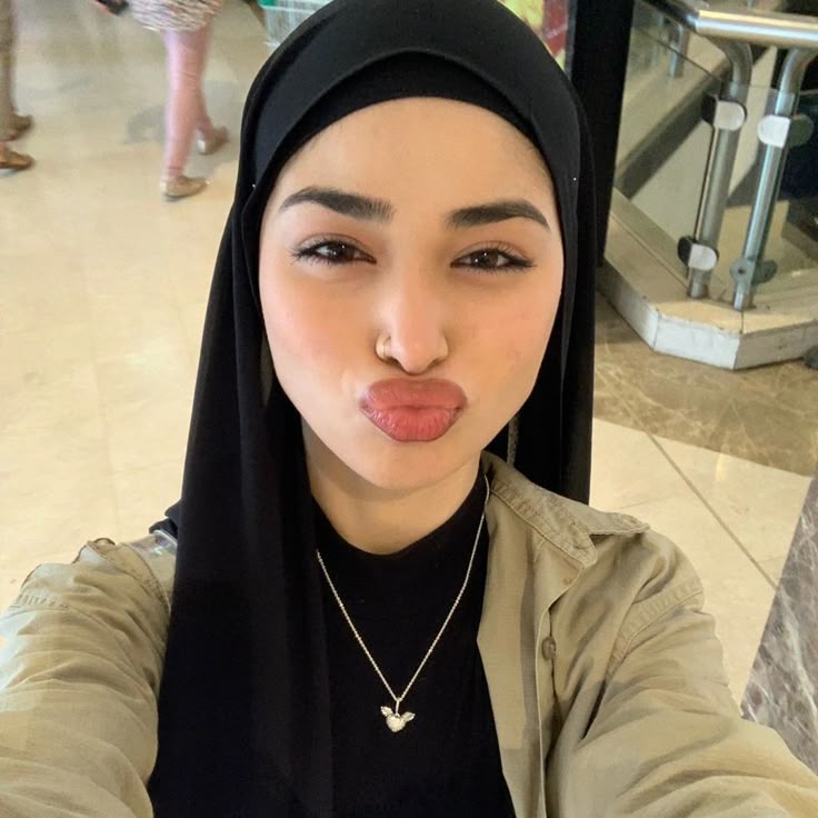 1001geceE's tweet photo. هل يمكن للقل�� أن يشفى حقًا... https://t.co/TFmGTUS59C