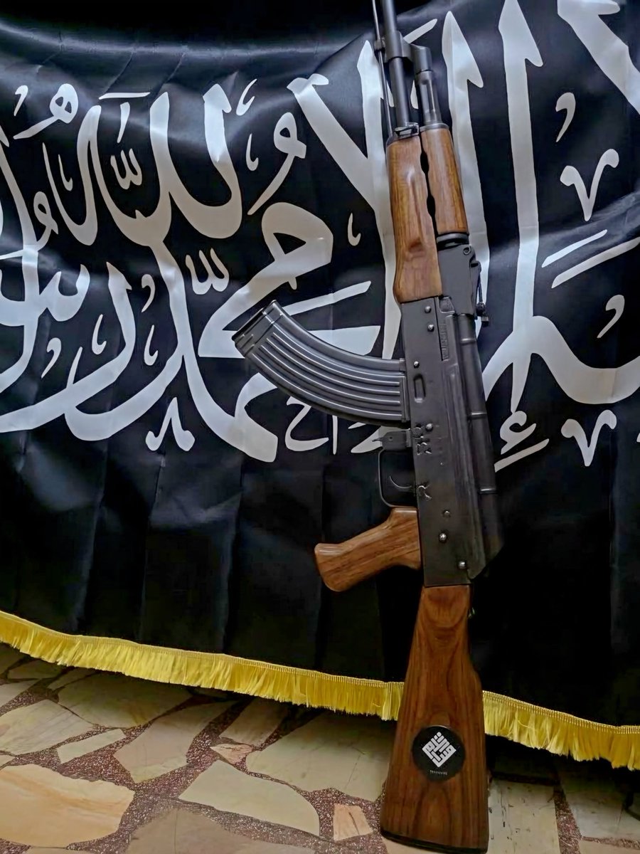 jjdoe771's tweet photo. صارلي ساعتين انظفه وهذي النتيجة 
الله يجمعني في الشخص الي سرق جوالي https://t.co/waBbJ9EeLG