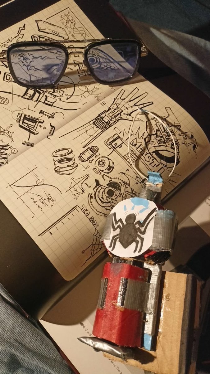 Spiderman130666's tweet photo. Spider man core 
 공학적인 느낌과 빨간색은 최고입니다 https://t.co/adqWNkY91K