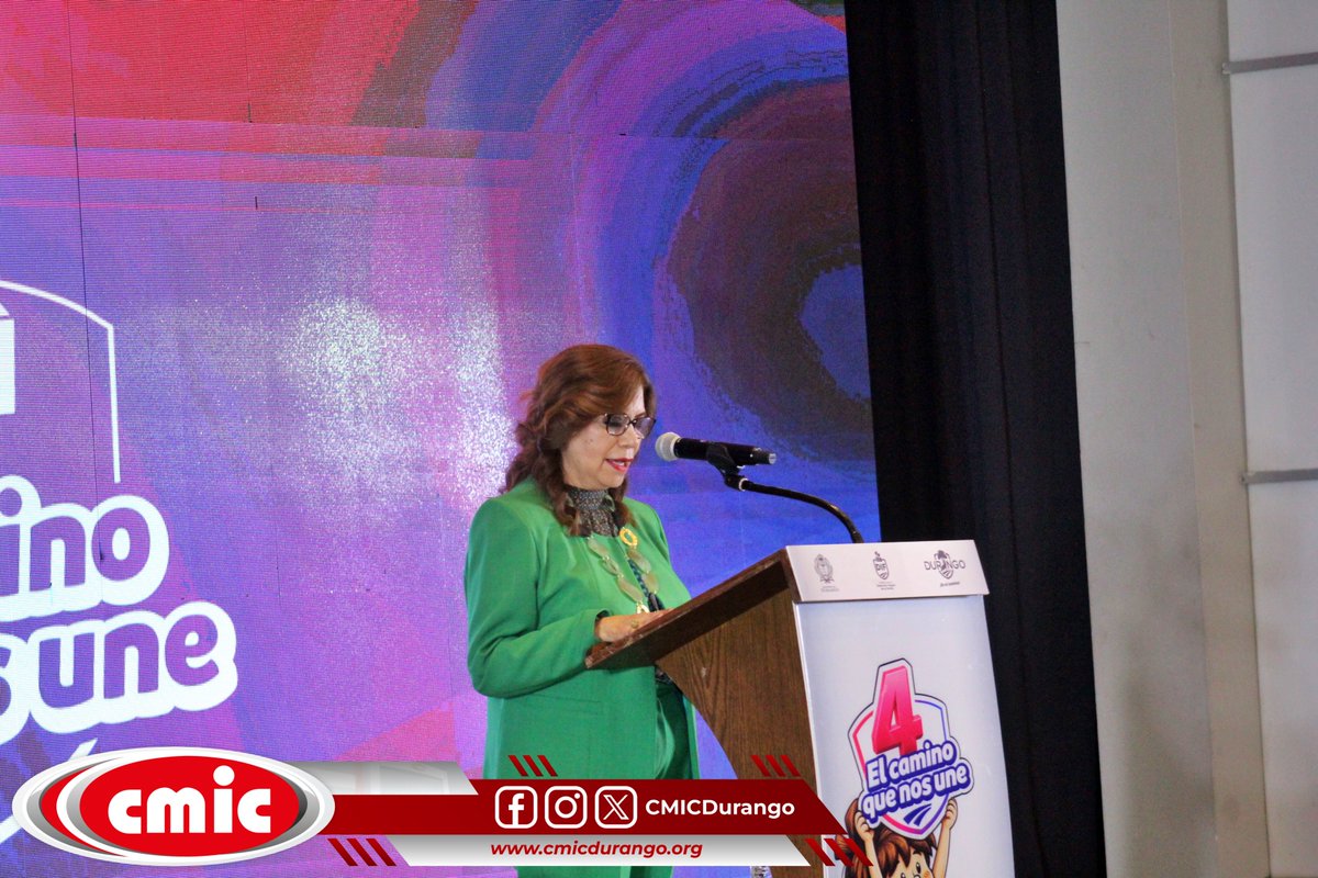 cmicdurango's tweet photo. Nuestro Tesorero, Arq. Mario Alberto Cervantes, asistió al Informe de Resultados del DIF Municipal Durango, encabezado por la Lic. María Guadalupe Ochoa Rodríguez y la Sra. Marisol Rosso.

¡Desde la #CMICDurango felicitamos su labor en favor del bienestar social! 👏🏼📊🤝 https://t.co/aQ4N3zltfQ