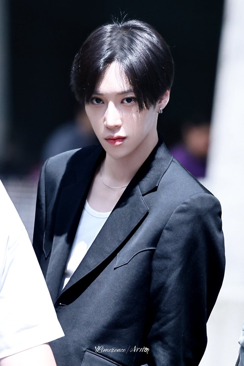 Limerence_0707_'s tweet photo. 🕶️

#ARNO #아르노 #ALD1                    
#张家豪  #アルノ
#ALPHADRIVEONE #알파드라이브원 https://t.co/8OCOFXgETS