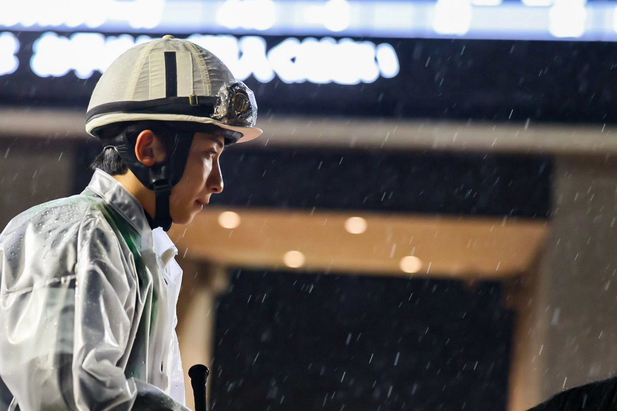 _mtmtkkn_'s tweet photo. 2026.09.29 船橋競馬場

ヤングジョッキーズシリーズ
長浜鴻緒騎手

大雨が降る中、お疲れ様でした⭑.ᐟ

#長浜鴻緒 https://t.co/UDibO2fpkM