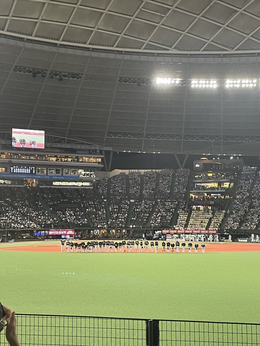 mamemameta222's tweet photo. 昨日はオリックス🌟
今年は最後の試合だった💦
応援団のみなさん
今シーズンおつかれさまでした🪽
来年まで、また会えないのが寂しいなぁ😿
また来年も、ディア君とたくさん
オリックス会いに行くぞー‼︎ https://t.co/CHuT1wVGiN