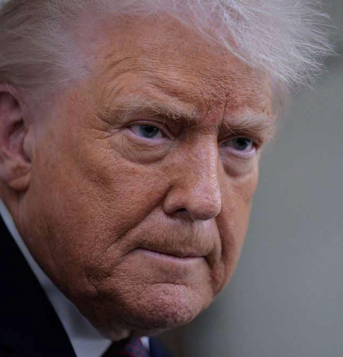 BrittanyinTexas's tweet photo. 35 DAYS TO MIDTERMS. A NEW RECEIPT A DAY.🧾

A president who seeks retribution against reporters, prosecutors, political opponents, &amp; anyone who dares challenge him is not protecting America. He’s threatening the very democracy he swore to protect.

REMEMBER THIS WHEN YOU VOTE 🗳️ https://t.co/5qnkaBmX3Y
