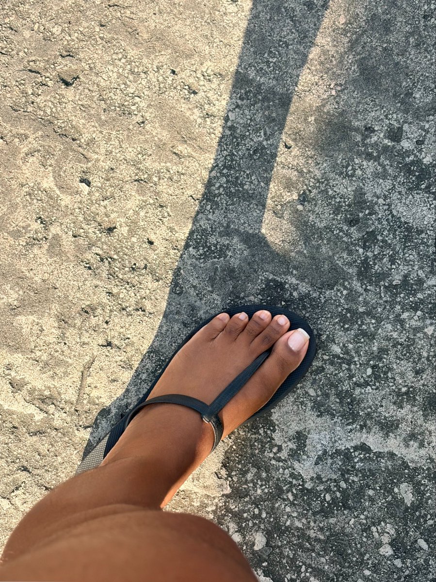 Qyraely's tweet photo. So neat
#footworship #prettytoes https://t.co/xXy36Il5gt