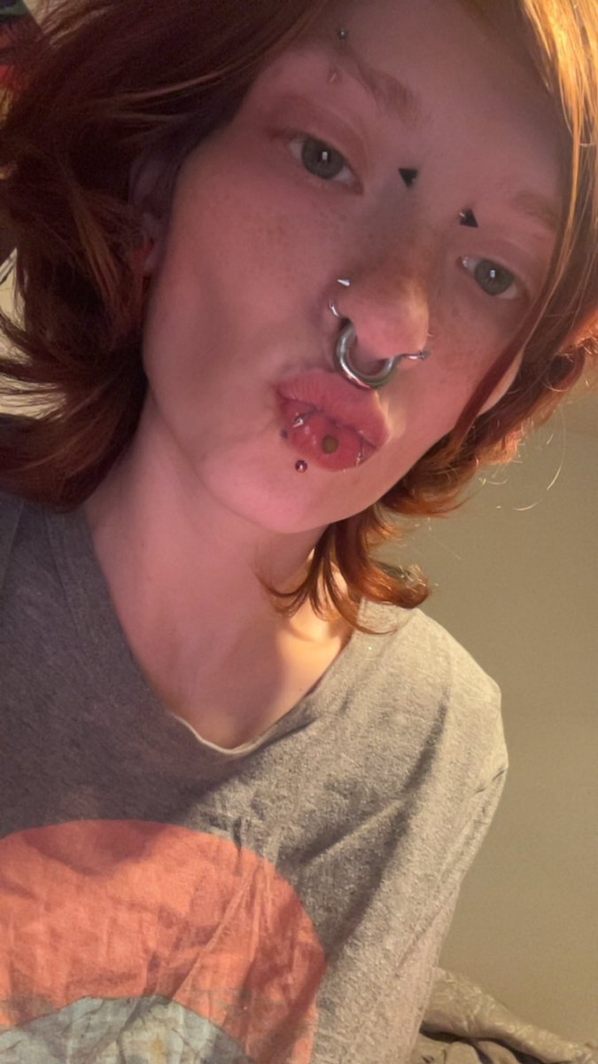 RoxyStar710's tweet photo. My OnlyFans Is Half Off Right Now Until October 6th! 🔥 97 Spots Left To Claim ! 🥺 On Top Of That Anyone Who Subscribes Gets A Free Spicy Pic ! 🔥👅 Link Below ⬇️ 👇🏻
https://t.co/zT9LV7gc7Z
#Onlyfans #FreePic #Subscribe #nsfwtwtًً https://t.co/CB8XhWFEVj
