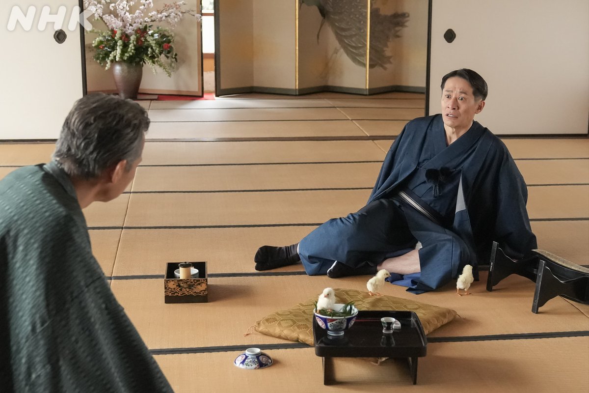 asadora_bk_nhk's tweet photo. 兄の今後について真剣に考える清重さんに、清治さんが仕掛けたのは思いがけない行動でした。

この不器用な行動の裏にある清治さんの狙いとは…？

📱#ブラッサム はNHK ONEで配信中
https://t.co/BMiFRwSrn6

#渡部篤郎 #三浦誠己 https://t.co/CoQz8U5Uib