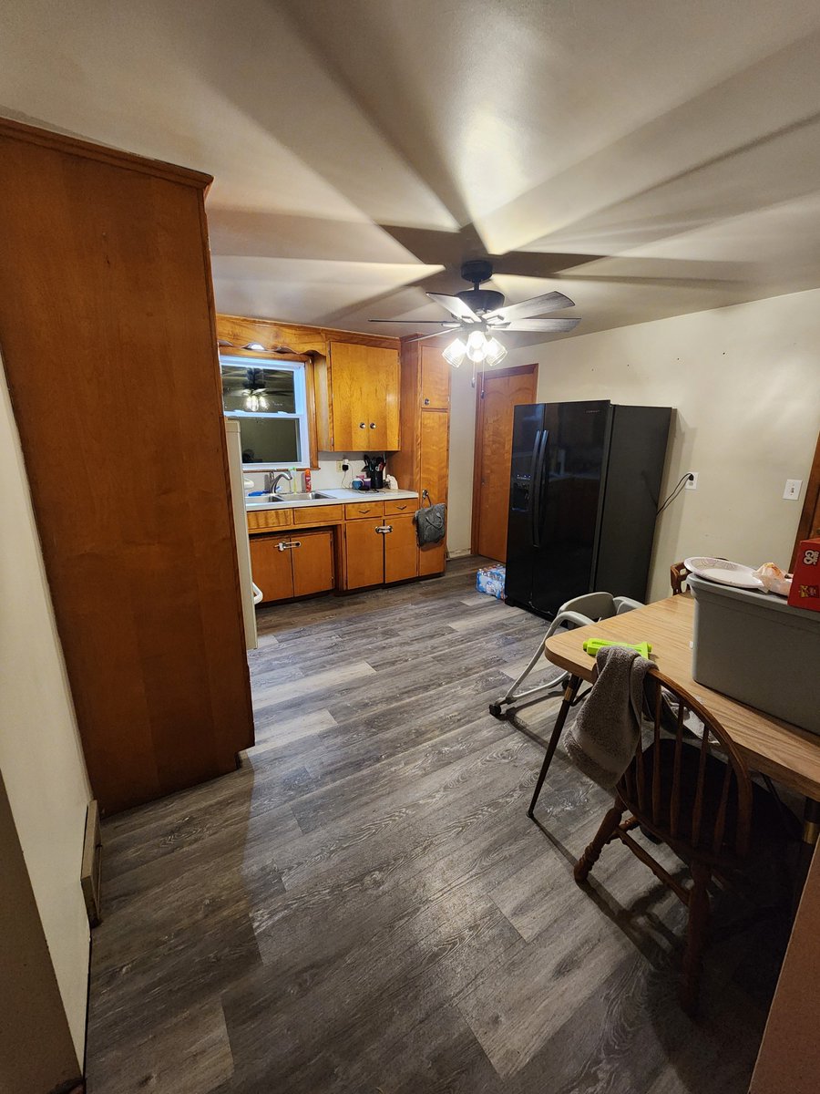 smoke14z's tweet photo. Life update. Me and my wife are officially homeowners. We bought a house in massillon ohio. Perfect house for our family. https://t.co/hAho2TCBNR