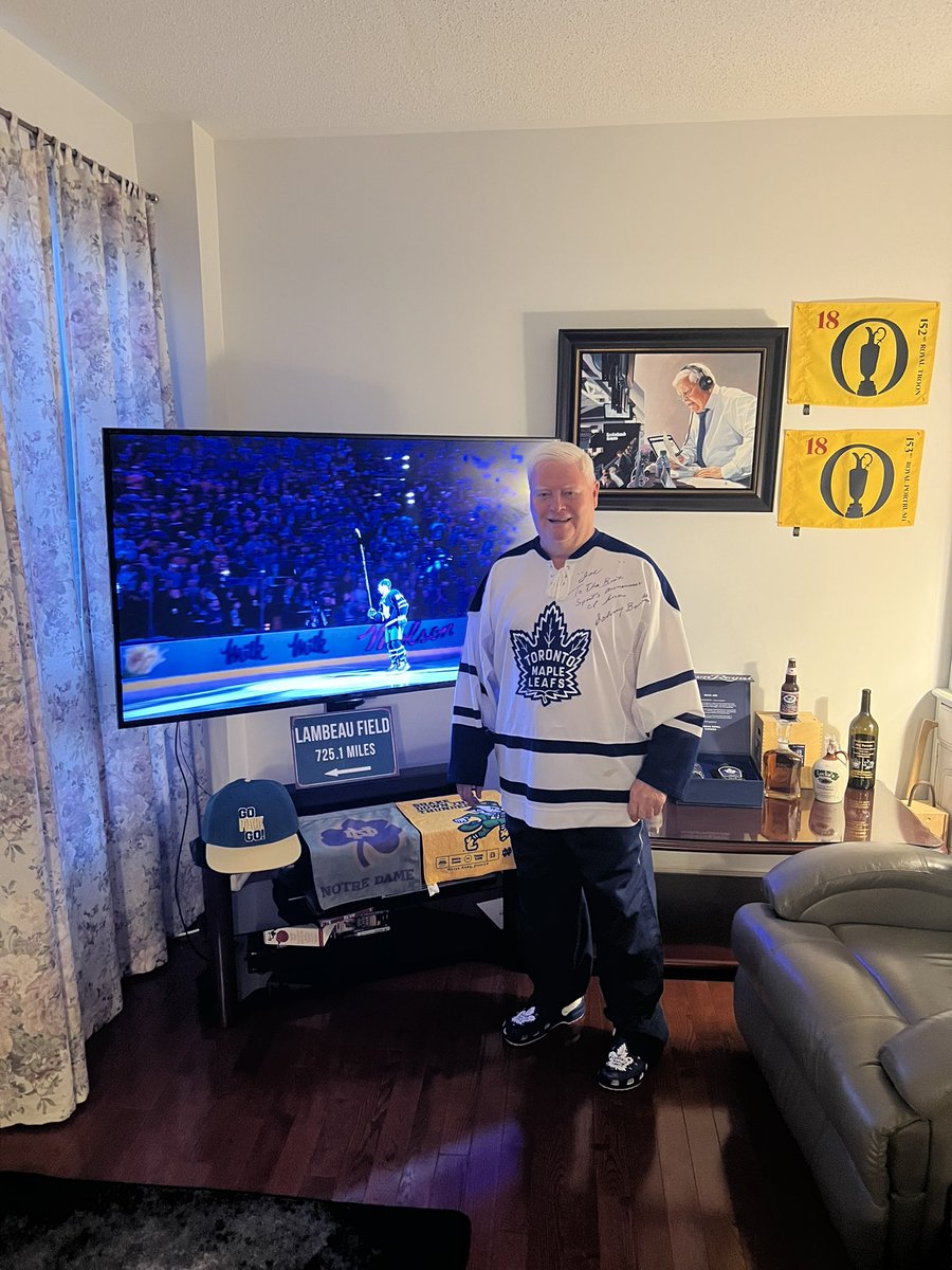 Bonsie1951's tweet photo. First official day of Retirement!!  Go Leafs Go!!! https://t.co/aPpDIgdrpa