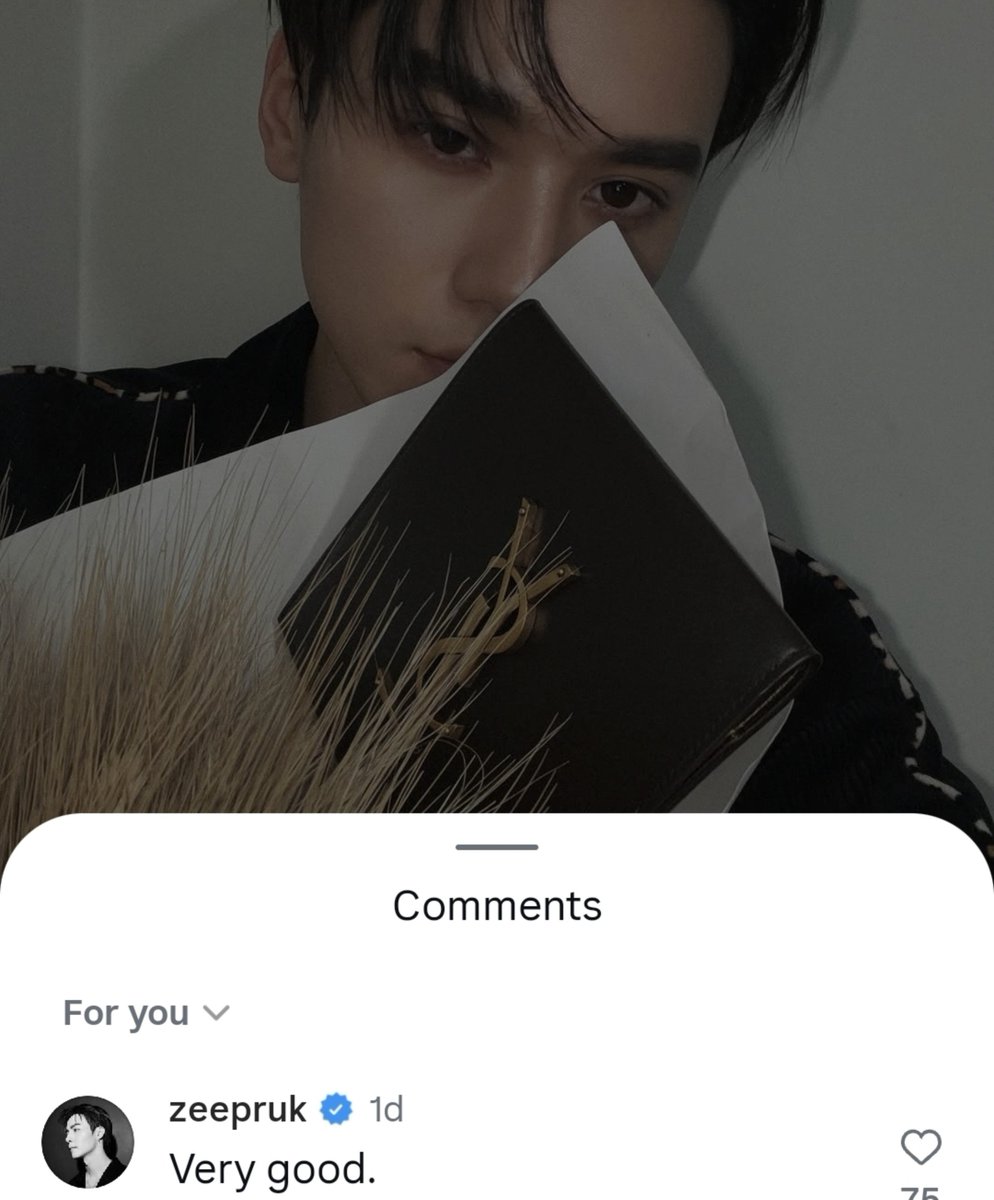 mmm_ser45's tweet photo. #ZeePruk even found time to comment on his buddy Keng, but not on his SPECIAL NuNew, on his latest post!🤣🤣
#ZeeNuNew https://t.co/mGfCxlXGln