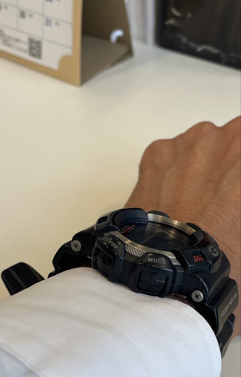 asami04282000's tweet photo. 今日も雨、今日も内勤、今日もガルフマン。GW-9110ですが。昨日の帰りに雨で濡れたので結果海Gの本領は発揮できました。今日も帰り雨に濡れる予定です（笑）。 https://t.co/gRi8YedaTd
