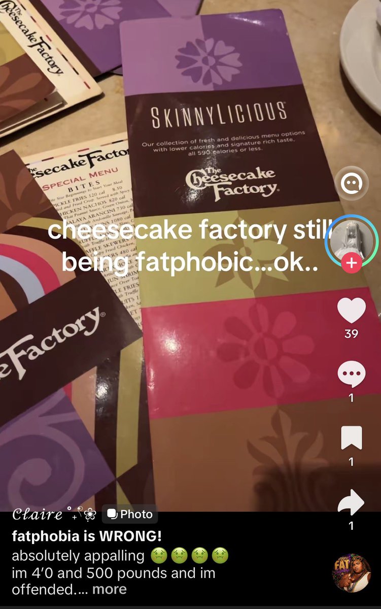 corsetcalz's tweet photo. Is it just me or people just weird about this like 😭 https://t.co/FMrexs0El6