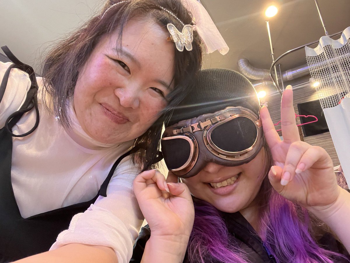 DAIMONKINUKA's tweet photo. 25番手を務めてくださいますのは、、、

西川口メルハーランド様きぬか4周年Memorial
@Meltyheartskanc 

@Sirisoru11 
S-iriso1様
チィーパッパちゃん
@chi_chi_pappa2 

もう出逢い3年！！とにかく優しくて
純粋で心がめちゃくちゃ洗われます！！
一緒にいて安心するチィーパッパちゃんが
ガールズユニット　S-iriso1様で出演してくださいます！！

都内色々な場所で一緒してきたチィーパッパちゃん、3年前のきぬか生誕は退院してから
間も無くに駆けつけて出演してくださり
本当に暖かくて、大好きです🙇‍♀️
体大切にずーっと一緒に音楽をしてね🎵

オリジナル作品を作りながらお仕事もして
オリジナル曲がめちゃくちゃかっこよくて🙇‍♀️
ずーっと耳に残ってくるんよね！！
歌唱力もバリバリに鍛えてるからだと思います🥰

見た目はメガネでわからないけどメガネの中のS-iriso1チィーパッパ様は美人で可愛い！
そしてティンカーベルみたいに優しくて
背中を押してくれるアーティスト様です！！