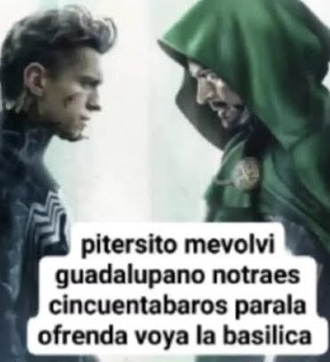 LuisOrozco09's tweet photo. Cuando veo gente con la capucha de Doom pero sin la máscara solo puedo pensar en este meme https://t.co/aYZ1aJ5rce