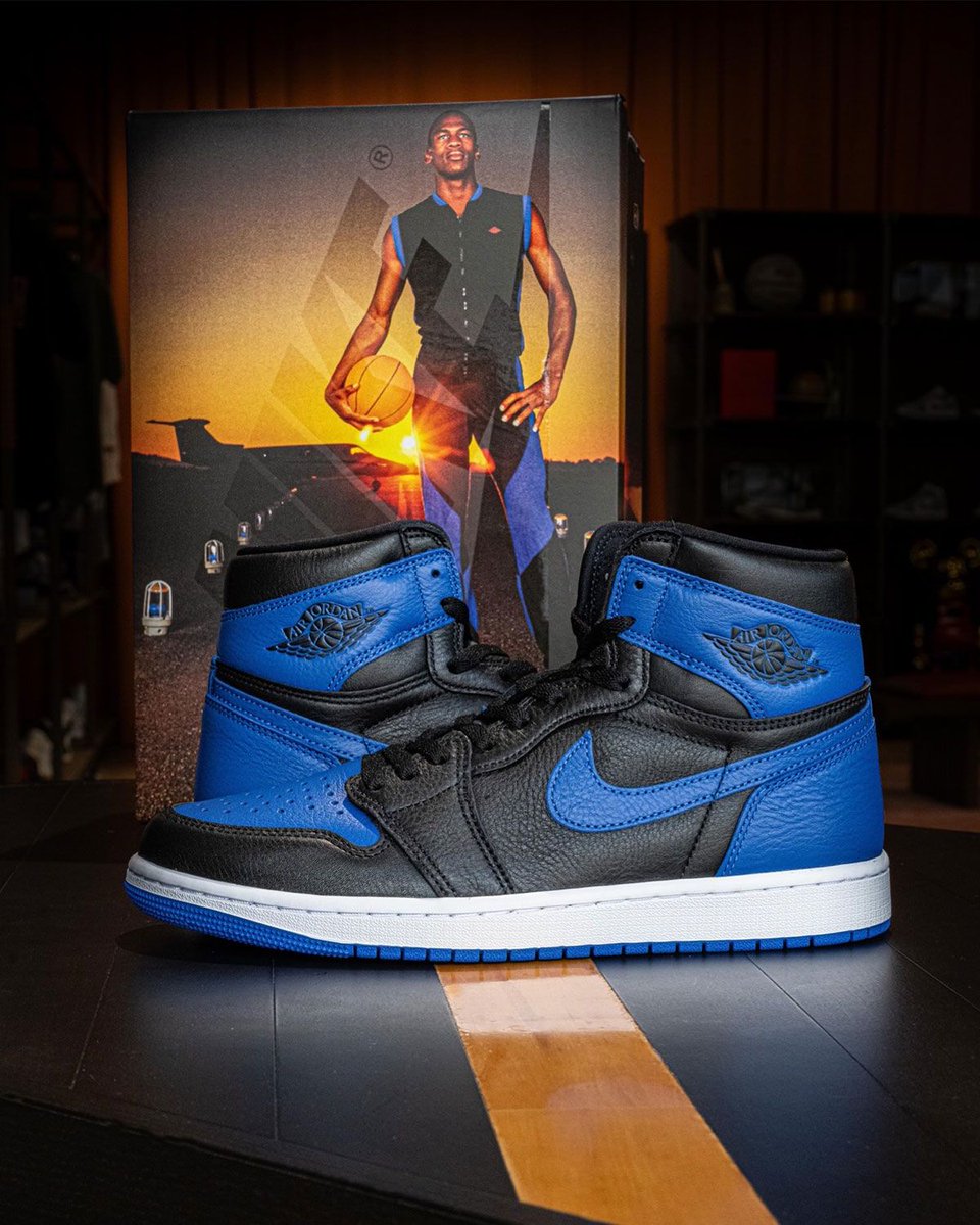 SneakerNews's tweet photo. The Air Jordan 1 Retro High OG "Royal" returns on October 10th with a special edition shoe-box.

Are these a COP or a PASS?

Get a closer look >> https://t.co/r8AvJjtmqQ https://t.co/1jF9nKMR3i