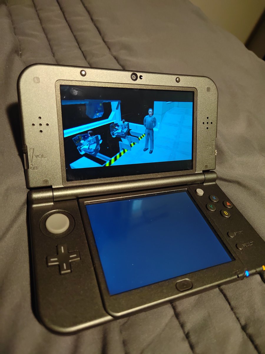 Generalkidd's tweet photo. Lot of cool projects from the Halo CE decomp! So here's Halo CE on the New Nintendo 3DS! Lot of tradeoffs but it works better than I expected! #Halo 

✅ Campaign
✅ Local MP
✅ 3D support
✅ Sound
✅ 2nd screen usage
🟨 Performance 20-30fps
🟥 Online MP
🟥 Lots of bugs still https://t.co/hugTXQUjDk