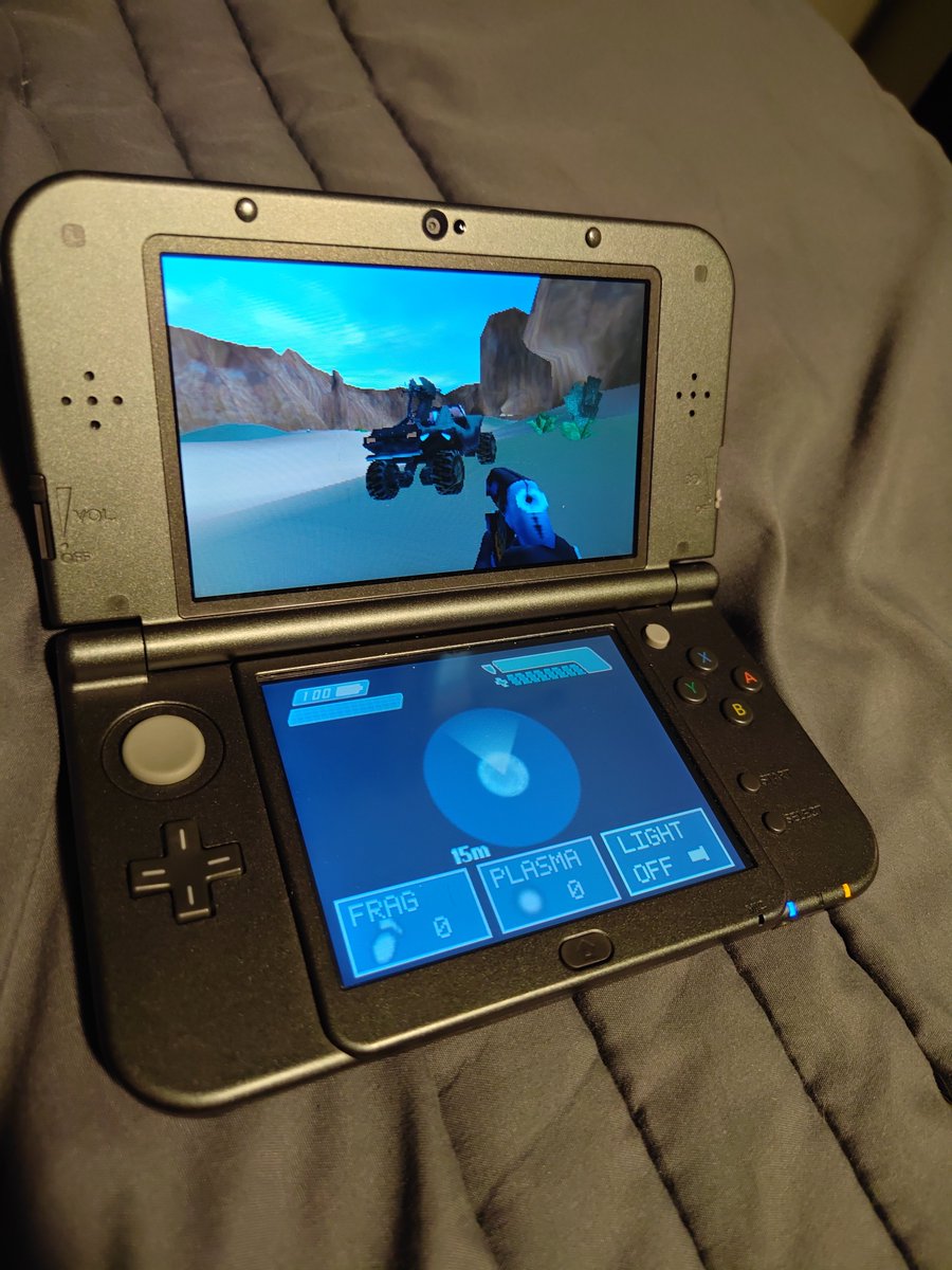 Generalkidd's tweet photo. Lot of cool projects from the Halo CE decomp! So here's Halo CE on the New Nintendo 3DS! Lot of tradeoffs but it works better than I expected! #Halo 

✅ Campaign
✅ Local MP
✅ 3D support
✅ Sound
✅ 2nd screen usage
🟨 Performance 20-30fps
🟥 Online MP
🟥 Lots of bugs still https://t.co/hugTXQUjDk