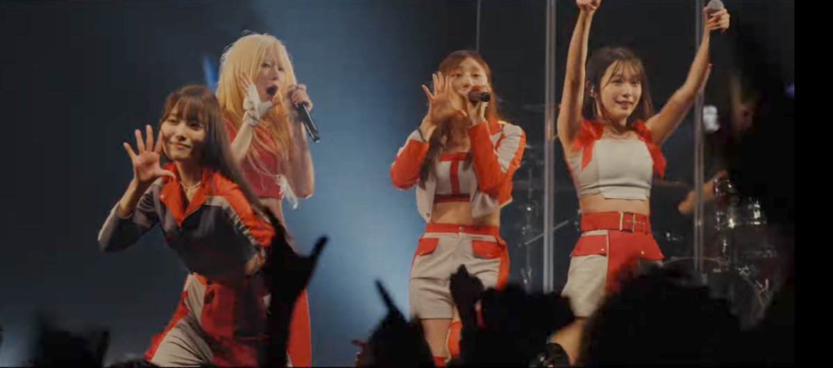 cloverkeyclover's tweet photo. お早う御座います☁️
Future's near by！ATLASを差し置いて来ましたね！前半の疾走感と後半のメロディアスのメリハリがより際立った感がありますね！何よりアウトロのギターがメッチャ格好良くなってる〜！ライブ映えするわ〜　あ〜ライブ行きてぇ〜！騒ぎたいよ〜！…て事で
良い一日を https://t.co/ZZbvMRr48R