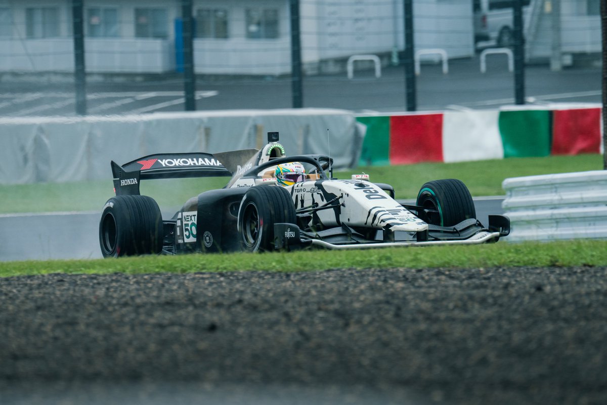 SUPER_FORMULA's tweet photo. #SFormula 開発テスト in 鈴鹿
Day 1 風景 https://t.co/illMWJlWVW