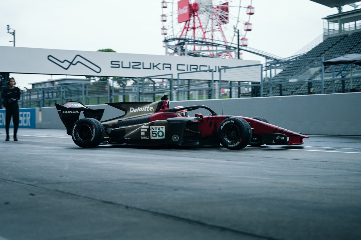 SUPER_FORMULA's tweet photo. #SFormula 開発テスト in 鈴鹿
Day 1 風景 https://t.co/illMWJlWVW