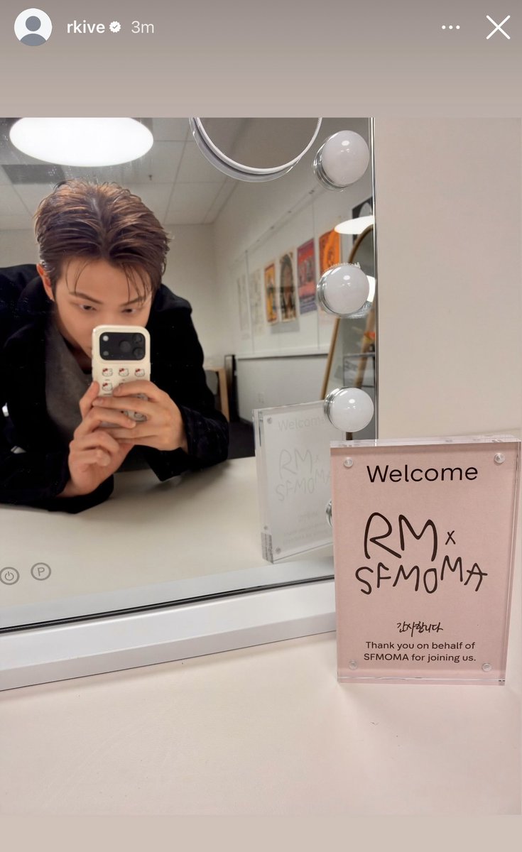 _sgminseven's tweet photo. NAMJOON WE ARE SO PROUD OF YOU 😭😭😭😭😭😭 https://t.co/8PWD6QTSlp