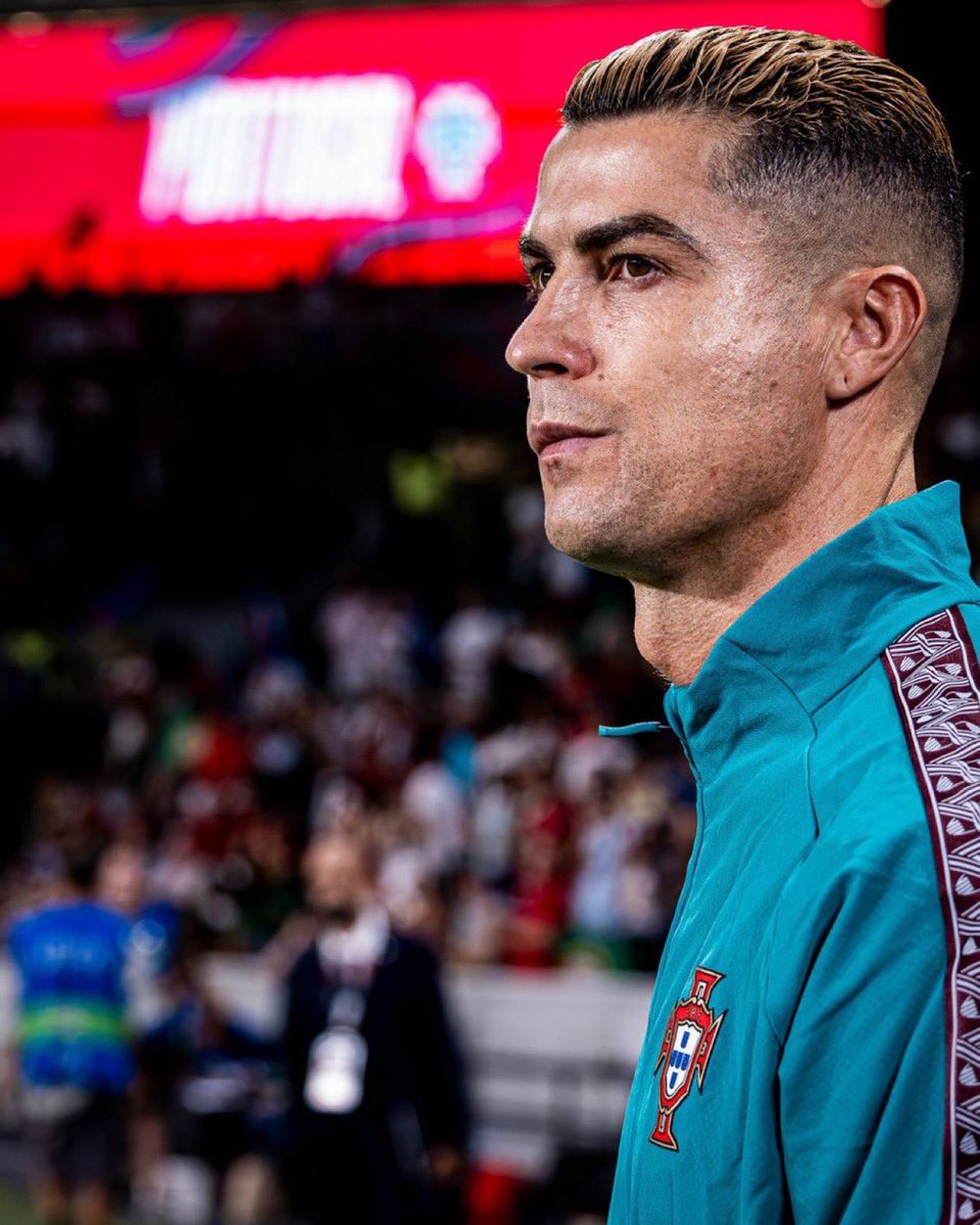 mateobellini02's tweet photo. Por qué es el más grande de todos?

Juega? Hablan de él.
No juega? Hablan de él.
Hace un gol? “Lo hace cualquiera”.
No hace un gol? “Está acabado”.
Gana un título? “Amistoso”.
No gana nada? “Ya no da más”.

Cristiano Ronaldo, el mejor de la historia https://t.co/kzIgQHakLF