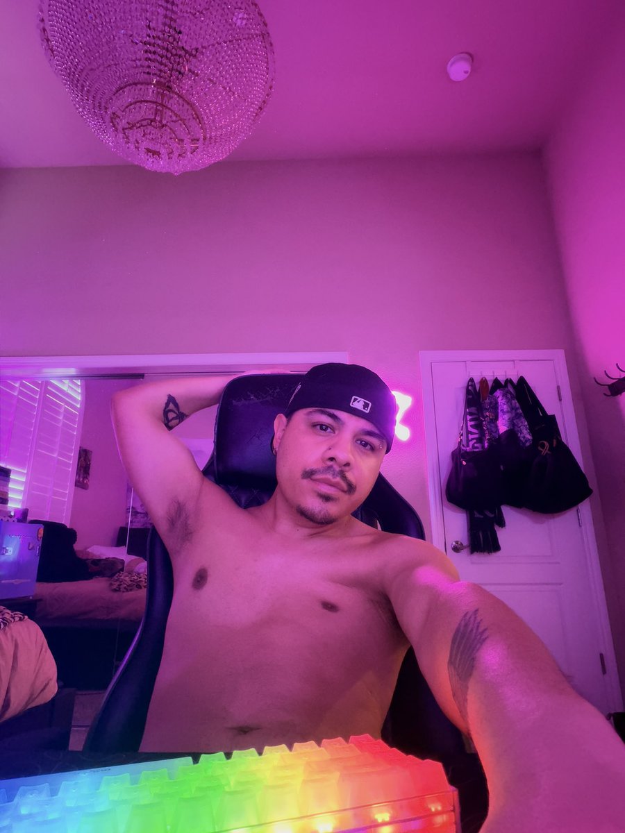 rurusinnnn's tweet photo. face, dick, and ass 😝 #gay #mlm #latino #nsfw https://t.co/ZH8lybR2uj