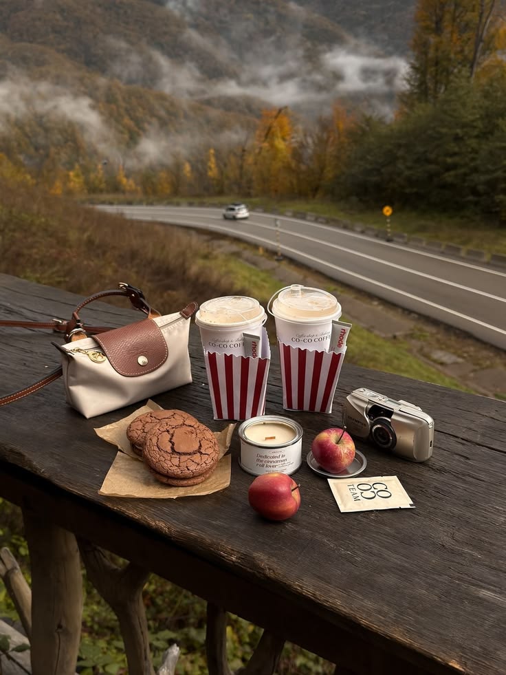 purelivn's tweet photo. fall 🍂 https://t.co/zHHzesQGGH