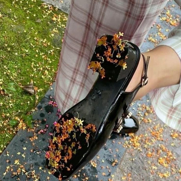 purelivn's tweet photo. fall 🍂 https://t.co/zHHzesQGGH