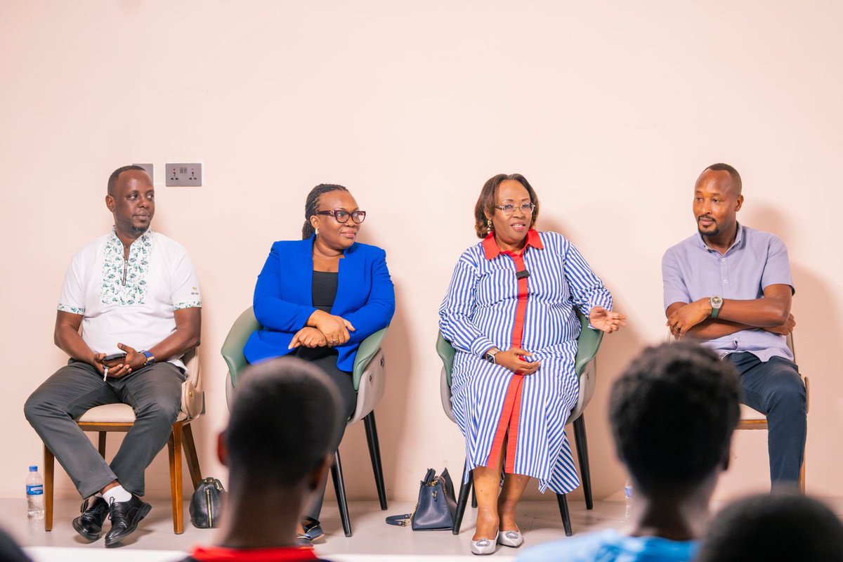 FERWAFA's tweet photo. Members of the FERWAFA ExCom visited Amavubi U-23 team on Tuesday ahead of the TotalEnergies CAF U-23 AFCON Qualifier against Sudan slated for Wednesday at KPS

Led by Acting President Claudine GASARABWE, they encouraged the team to give their all and represent Rwanda with pride. https://t.co/UeK6SNqWr5