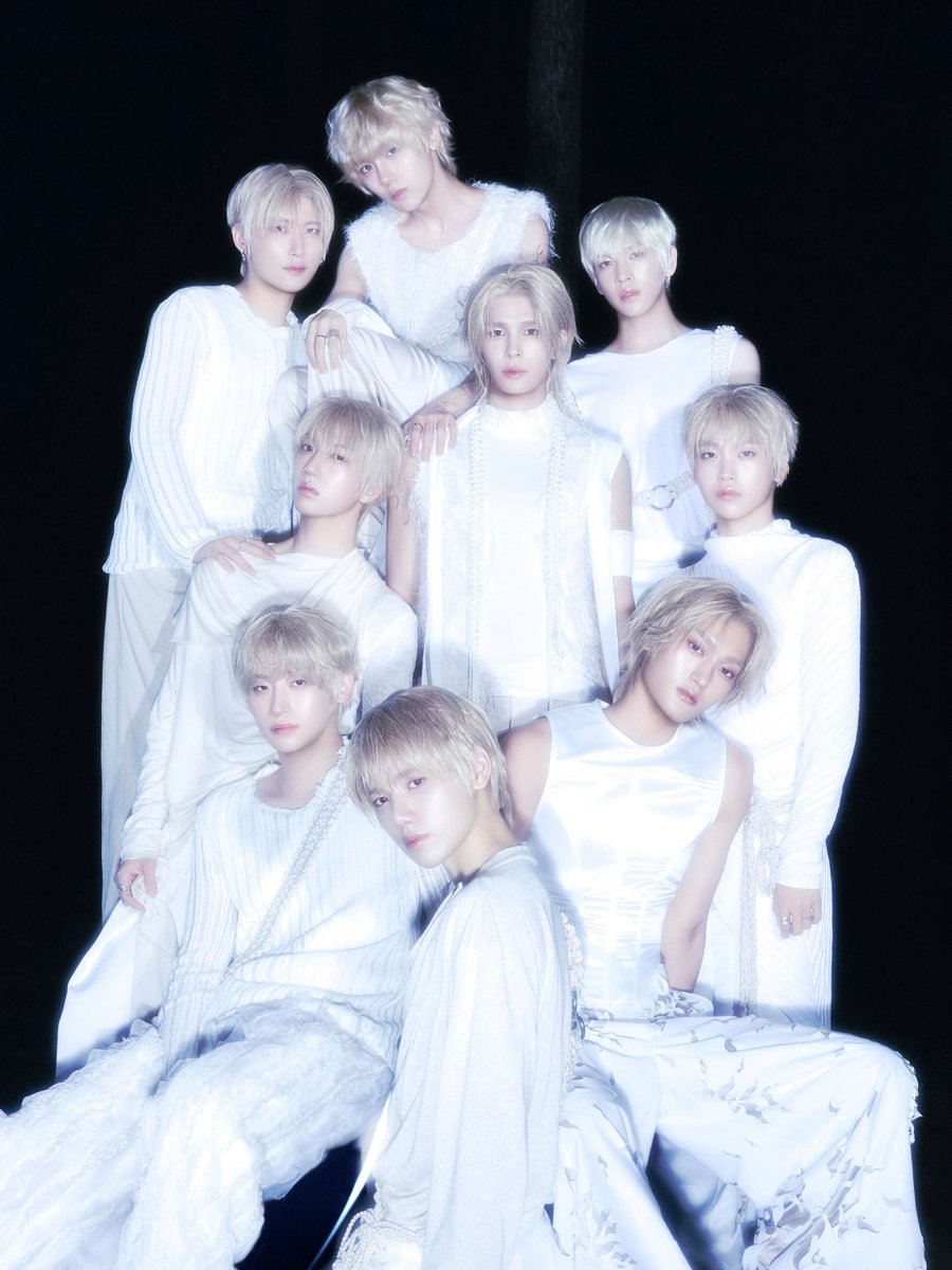 kbsworld_enter's tweet photo. 'D-DAY' 크래비티, 오늘(30일) 미니 9집 'sonorous' 발매...타이틀곡 'LOUDER'로 더 큰 울림

오늘(30일) 신보 '소노로스' 발매...타이틀곡 '라우더' 새로운 음악+퍼포먼스 기대

크래비티, 성장 넘어 '공명'...오늘(30일) 신보 '소노로스' 발매

[사진= 스타쉽엔터테인먼트]

#크래비티 #CRAVITY https://t.co/XTHZ4RZ6Rb