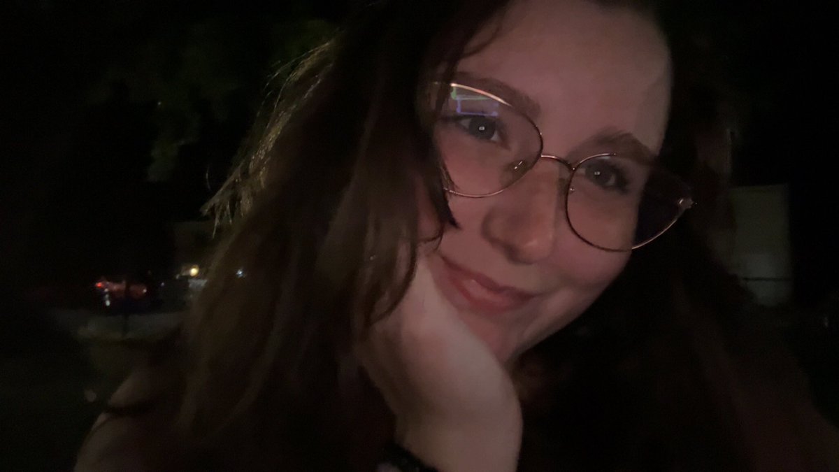 ellicyyy's tweet photo. Live come hangout 🥺❤️🤭
https://t.co/cYZqtwKAVX 
@FinalFormHQ @FinalFormGirls https://t.co/Jdb9CjpQxv