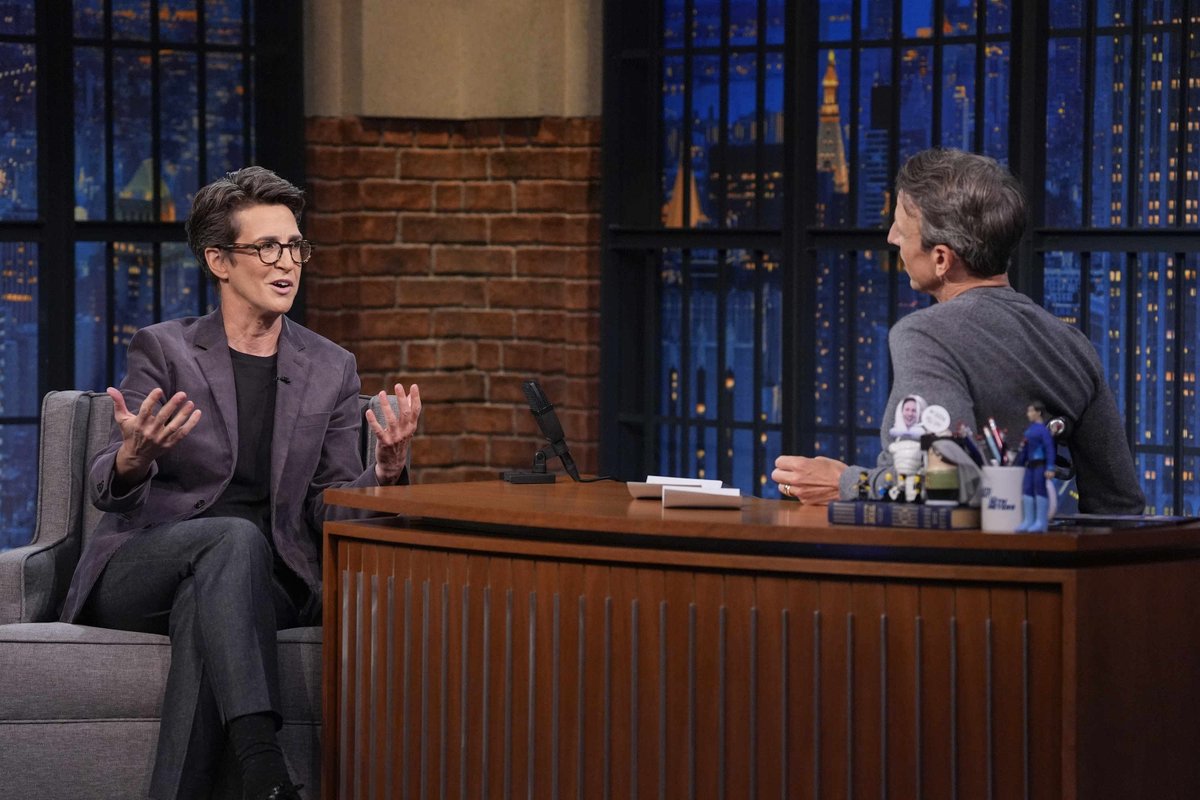 MSNOWComms's tweet photo. TONIGHT: Rachel @maddow joins @LateNightSeth to discuss attacks on the press, the upcoming midterm elections, her new documentary "Kill. Bury. Print." and more.
Tune in tonight and watch #TRMS Mondays at 9 p.m. ET on @MSNOWNews. https://t.co/quAOaAAl30