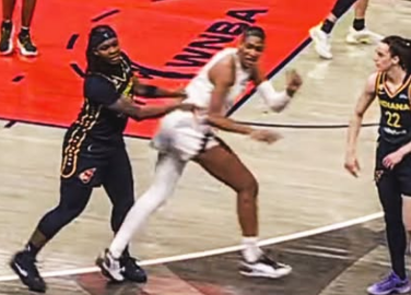 BlameVenom's tweet photo. If The Fever Wins This Game Tonight I Want Everyone To Know Myisha Hines-Allen Is The Reason For This

She Injected LIFE Into A Deflated Team &amp; It Was Up Ever Since

MHA Appreciation Post! https://t.co/cMvplsu7Ds