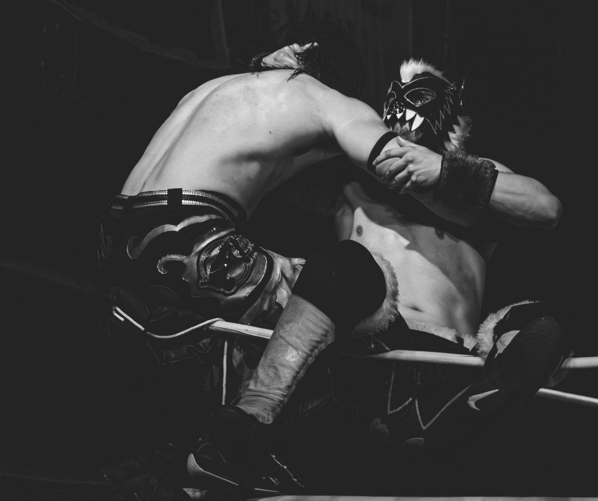 AAPnaphoto's tweet photo. Kid Lykos II hits a Spanish fly on Daz Black.

27/09/26

#progresswrestling #KidLykosii #spanishfly #dazblack https://t.co/Iewy5hxATc