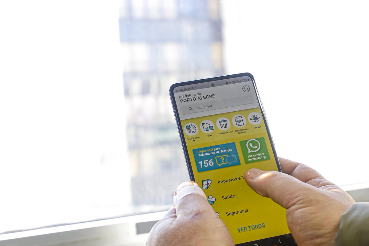 saudepoa's tweet photo. 📢 Pessoas que utilizam serviços do SUS em Porto Alegre já podem avaliar o atendimento via WhatsApp. Recurso está disponível para quem está com telefone ativo para a confirmação de consultas. Contato será pelo aplicativo 156+POA.

⏩ Saiba mais: https://t.co/HK9czWUxUq https://t.co/VjdOQGpExt
