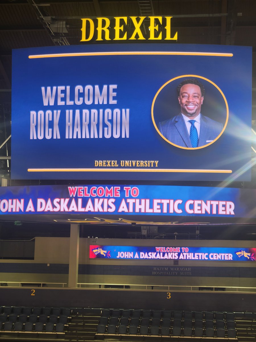 rockreax's tweet photo. It's always surprising and humbling to be welcomed like this. Thanks @DrexelWrestling. https://t.co/l5u8x3ZKvW