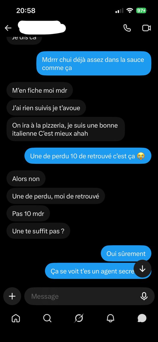 aqer3inbxl's tweet photo. Mdrrrr si vous saviez ce qui se passait en DM chez moi 😭😭😭 continuez à citer et commentez wallah vous êtes des bons 🤓🤓🤓 bientôt le volume 2: Léa et sayli au KFC 🥰🥰🥰 ah non à la pizzeria Smah 🥸🥸🥸 https://t.co/ldYnWOR6Ob