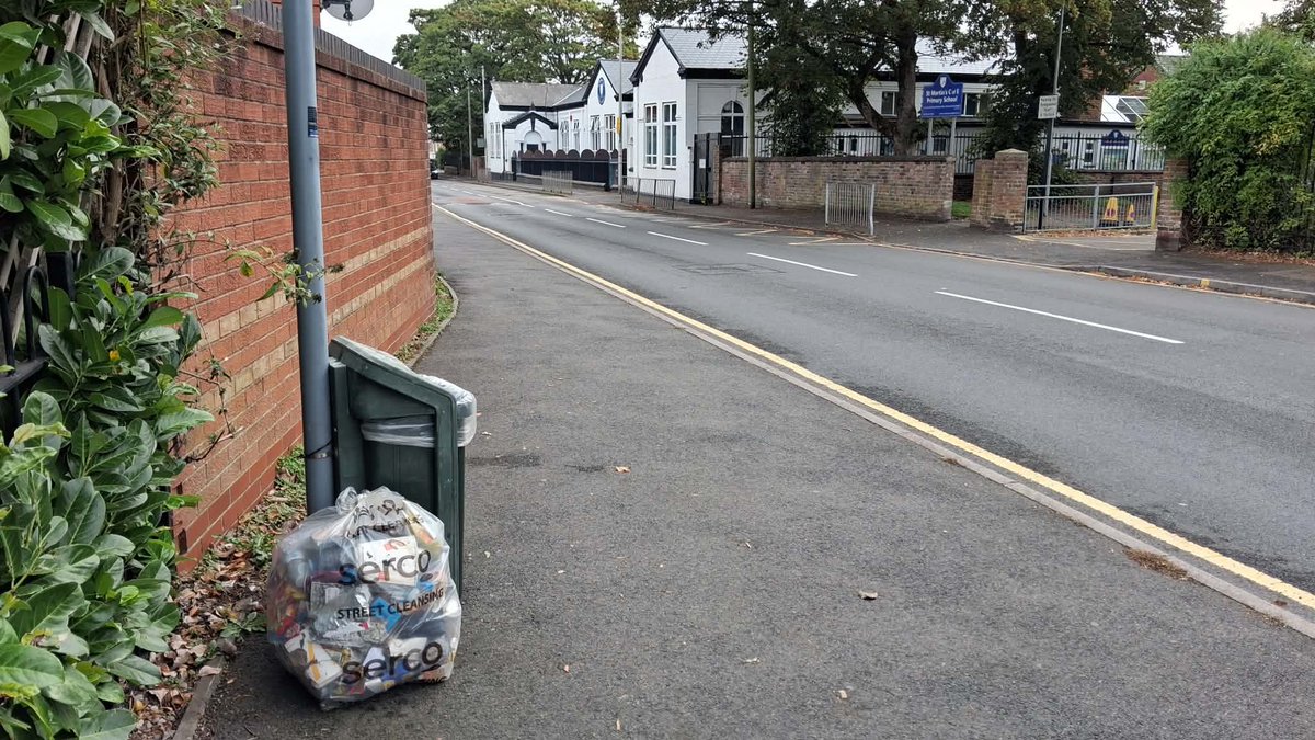 Litterwatch1's tweet photo. Welcome home from holiday... to fly-tipped rubbish in the coppice.
Martin is an absolute superstar for all his hard work litter-picking, but he shouldn't have to clean up illegal dumping! Rightly reported as fly-tipping. Spot it? Report it on My Sandwell. #flytipping #sandwell https://t.co/09O4qZsfvS