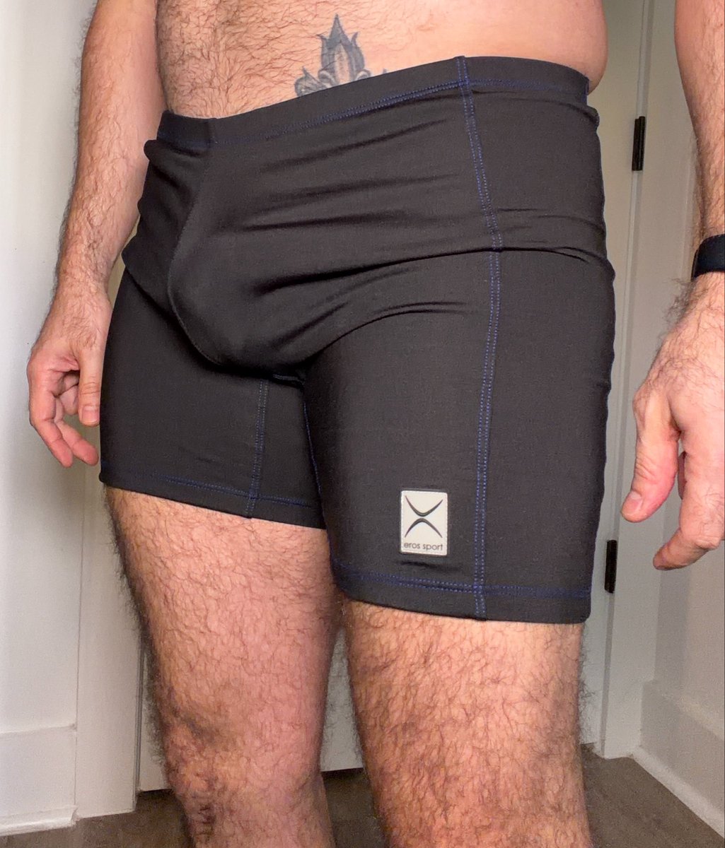 JsTreasure's tweet photo. I need to post these gym shorts! https://t.co/jZbnvEKyWk