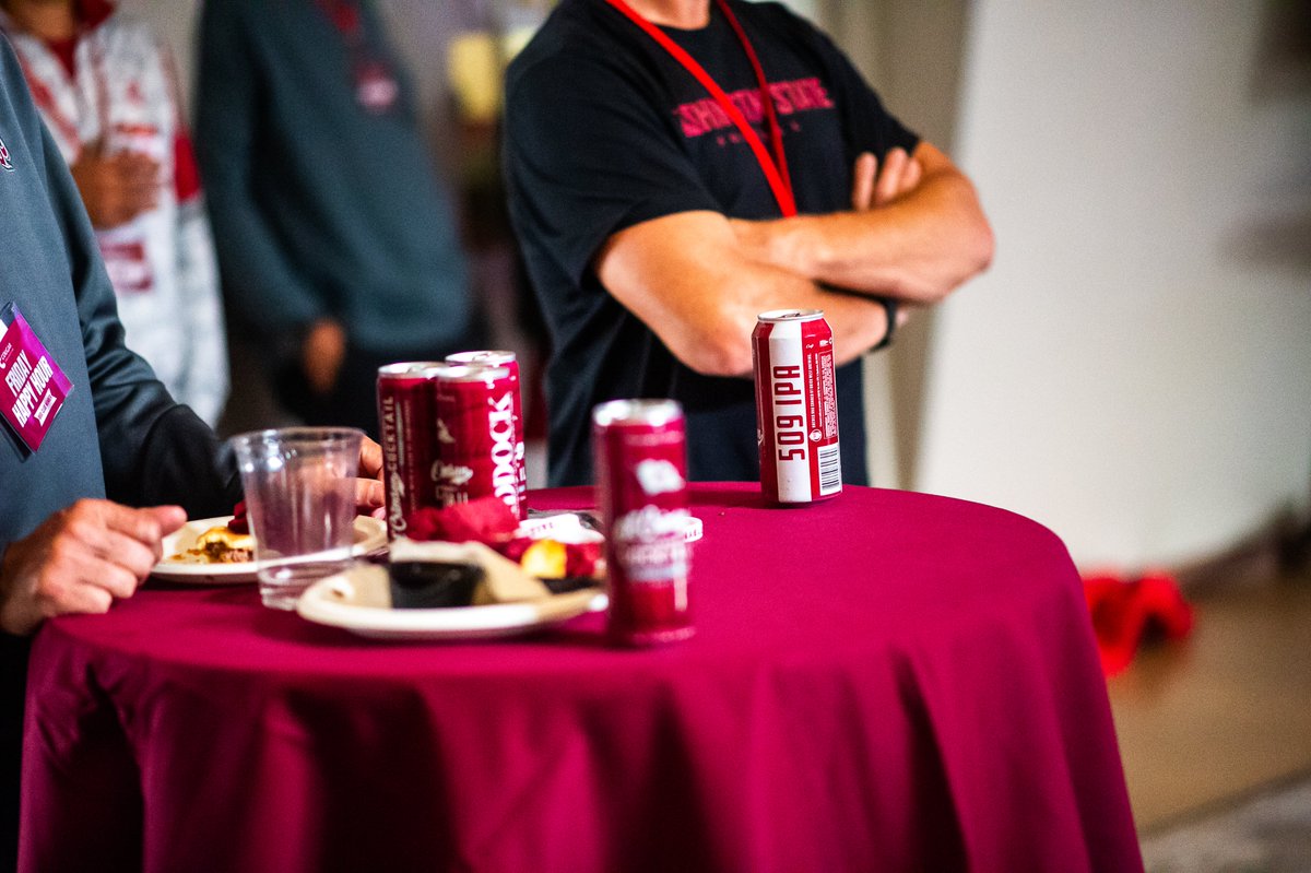 CougCollective's tweet photo. The new @pac12 era opens UNDER THE LIGHTS at @GesaCU Field this weekend for WSU Family Weekend as @WSUCougarFB takes on Fresno State! 🏈✨

WHICH MEANS WE HAVE ANOTHER HAPPY HOUR ON TAP!

💰 $22,000+ Raised So Far! 
A huge thank you to everyone who attended our Duquesne & Arizona Happy Hours! Thanks to WSU @wsucougarbsb, @WSUCougarSoccer, @MattLoveless, @jaymee, the @WSUAlumAssoc, and @CougsMobile for making our events unforgettable!

🍻 Family Weekend Happy Hour
When: Friday at 3:00 PM
Where: The @EmporiumPullman (FKA Shakers, Mikes, & Stubblefields!😁)
Featuring: @wsucougarswim coaches & players, exclusive auction items, and other surprises!

🎟️ Register here: https://t.co/lFuEXIgxFa

Need help making it #Backhome?
✈️The @olcrimson Back Home Airplane (via @SeaPortAir) is back!
Departs Boeing Field: Saturday at 3:00 PM
Lands in Pullman: 4:00 PM (Plenty of time to campus & tailgate!)
Departs Pullman: 11:00 PM
Cost: $500 round trip/person
📩 Email rachel@flyseaportair.com (cc: info@cougarcollective.org) to claim a seat!

🚌 Ol’ Crimson Back Home Bus
Skip the drive from Walla Walla, Tri-Cities, or Spokane!
🎟️ Reserve your seat: https://t.co/yQnLXita28

See you in Pullman this Friday. GO COUGS! 🐾

#GoCougs #WAZZU