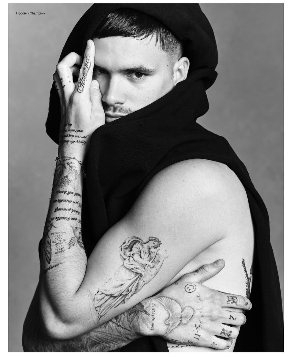 Lust_for_Lads's tweet photo. Romeo Beckham 😍 https://t.co/x0ZHvHI0bN
