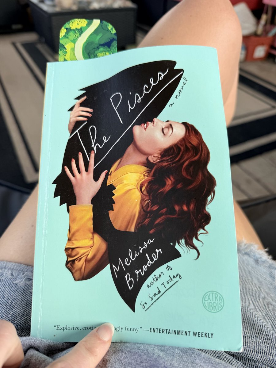 TaraSavelo's tweet photo. what have you been reading lately? https://t.co/8Jdhr4QVQW