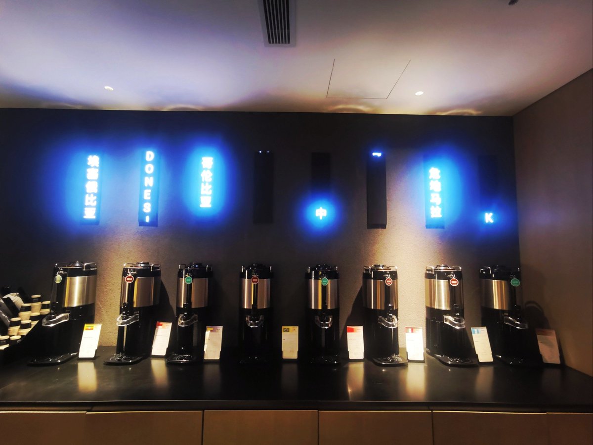 BethannPatvf's tweet photo. Hoy preparo café en mi nueva máquina, no más de la tienda del trabajo. Pequeos cambios alegran los días!， https://t.co/hQ5MYoxJMZ