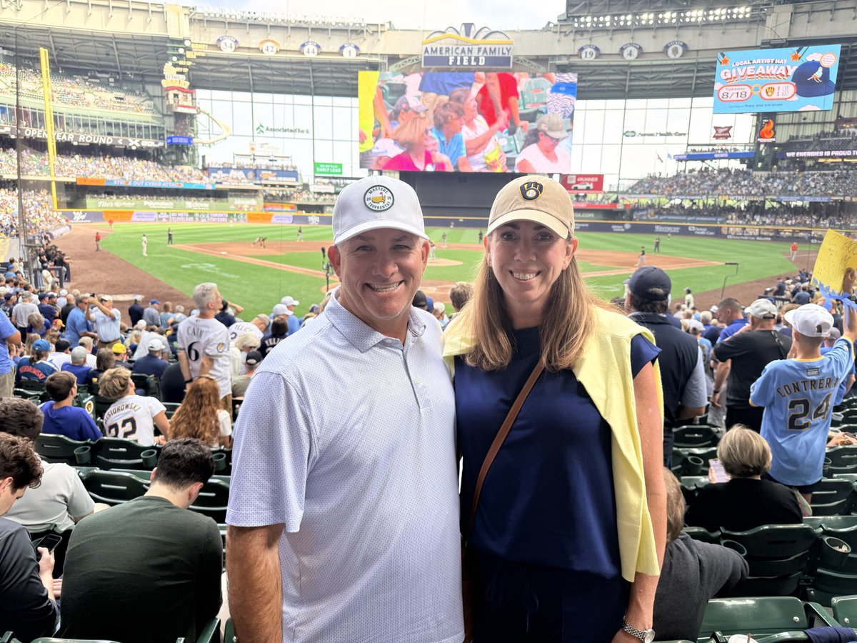 _TimWalton's tweet photo. Kicking off the MLB Post Season, I would like to thank @MLB @Cubs @Dodgers @Brewers @MankatoMoonDogs @Twins for the tickets and the amazing game experiences this Summer. 
#thankyou ⚾️ https://t.co/2AeDxMSqgq