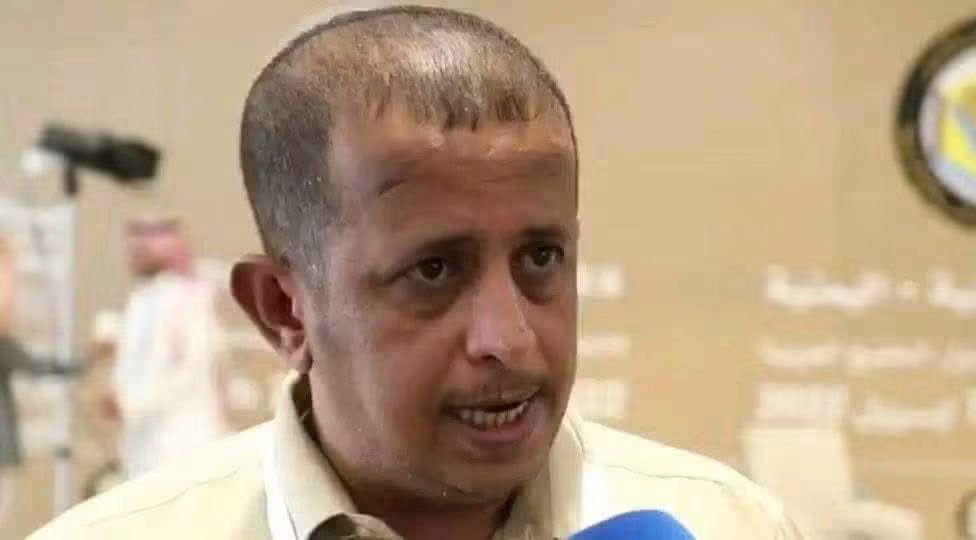 MXNetwork21390's tweet photo. اما هذا الملعون 
اقسم بالله لو يطبع علم الجنوب في جبهته 
فهو مجرد متسلق عميل ابن كلب 

ولو اشوف احد يطبل له با العن والديه
خائن هذا لامبداء ولاعهد ولاميثاق خائن https://t.co/UpTo3qJlXP