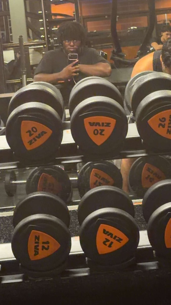 teewgo's tweet photo. #gym https://t.co/9ORgnjJ00v