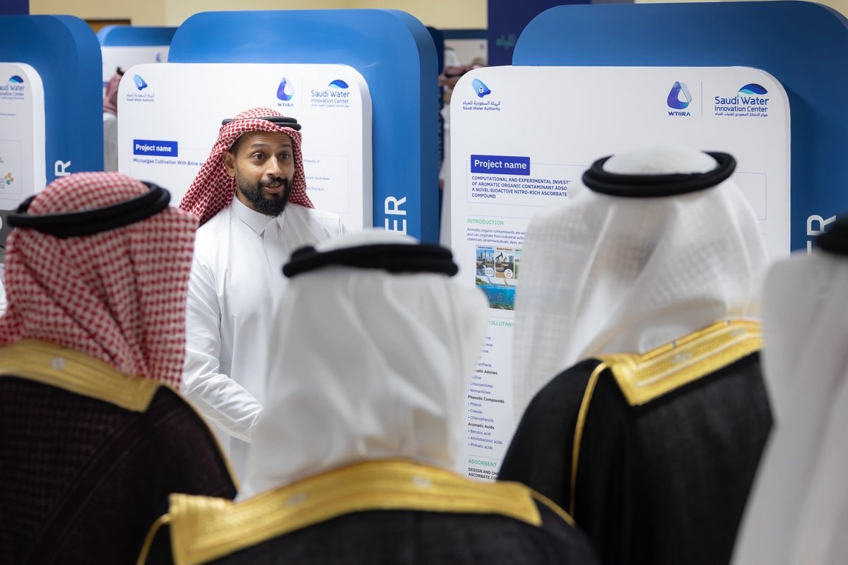 UT_DGS's tweet photo. شارك باحثو #جامعة_تبوك في «مجتمع أبحاث المياه» بنسخته السابعة، مستعرضين أبحاثًا وحلولًا مبتكرة في مجالات المياه والبيئة، وقد شهدت المشاركة إطلاق ثلاث مجموعات بحثية مشتركة بين الجامعة والهيئة السعودية للمياه؛ لتعزيز التعاون البحثي وتبادل الخبرات ودعم الابتكار في قطاع المياه. https://t.co/2foRA9G2pr