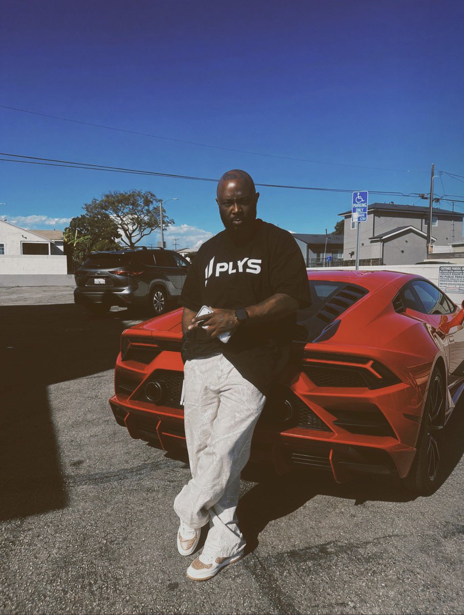 SetThePl4y's tweet photo. From #LasVegas to #LosAngeles, I’m still dreaming BIG. 🌎
#PLYS by #SetThePlay — created by @BiggHurra 🍾🍾
I created a brand that makes sense because it comes from something real: family memories, childhood dreams, the streets, the hustle, and every experience that helped shape who I am today.
Your past doesn’t define your future — it shapes it. Every lesson, every struggle, every memory, every move brought you to where you stand today.🕧
SetThePlay PLYS is more than a brand.
It’s your life. Your story. Your journey.  🏴🏴
The person you were yesterday helped create the person you are today — and the moves you make today are setting the plays for your future. 🎙️🎙️
From the streets to the brand. From the brand to the world.
PLYS SetThePlay BiggHurra DreamBig Streetwear BrandWithAPurpose ThisHereIsWhatVisionsDo #pasadena